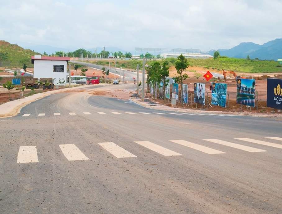 nhadatsot.vn