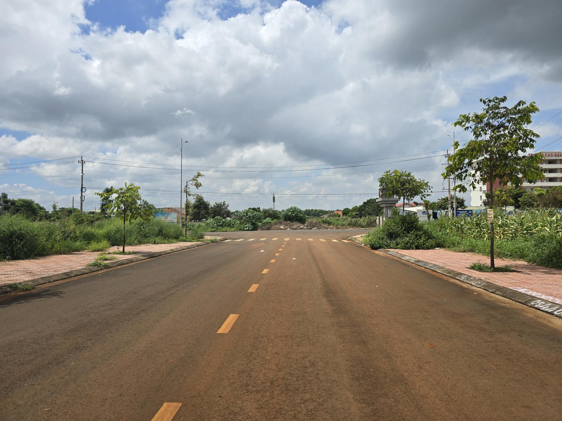 nhadatsot.vn