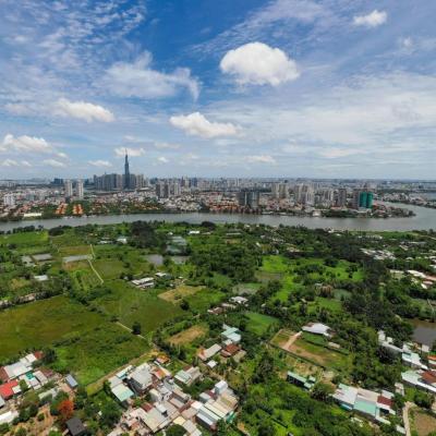 ĐẠI GIA BẤT ĐỘNG SẢN PHÍA NAM KHỞI ĐỘNG CUỘC ĐUA THÂU TÓM QUỸ ĐẤT